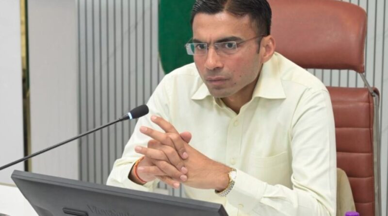 जिला प्रशासन का बड़ा एक्शन: नियम तोड़ने पर 17 होमस्टे का पंजीकरण निरस्त