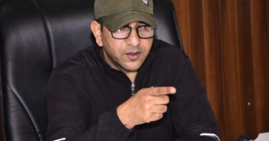 गंगोत्री-यमुनोत्री मार्ग पर बिना फिटनेस और ओवरलोड वाहनों पर कसेगा शिकंजा, DM के सख्त निर्देश