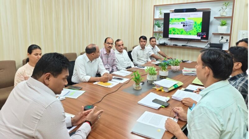 मुख्यमंत्री द्वारा की गई घोषणाओं से संबंधित सभी प्रकरणों में तेजी लाई जाए- डॉ. आर. राजेश कुमार